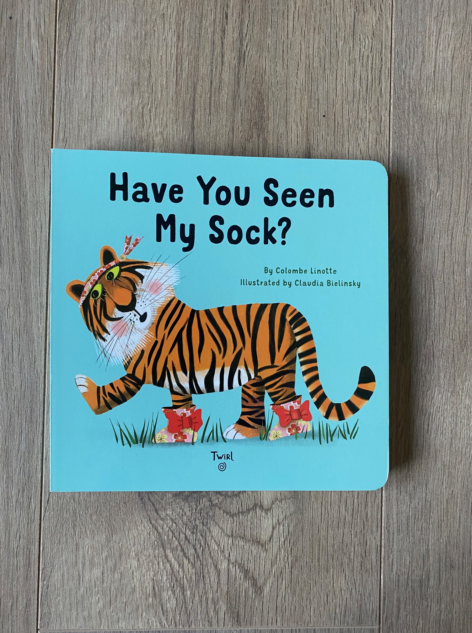 Have you seen my sock ? Colombe Linotte author